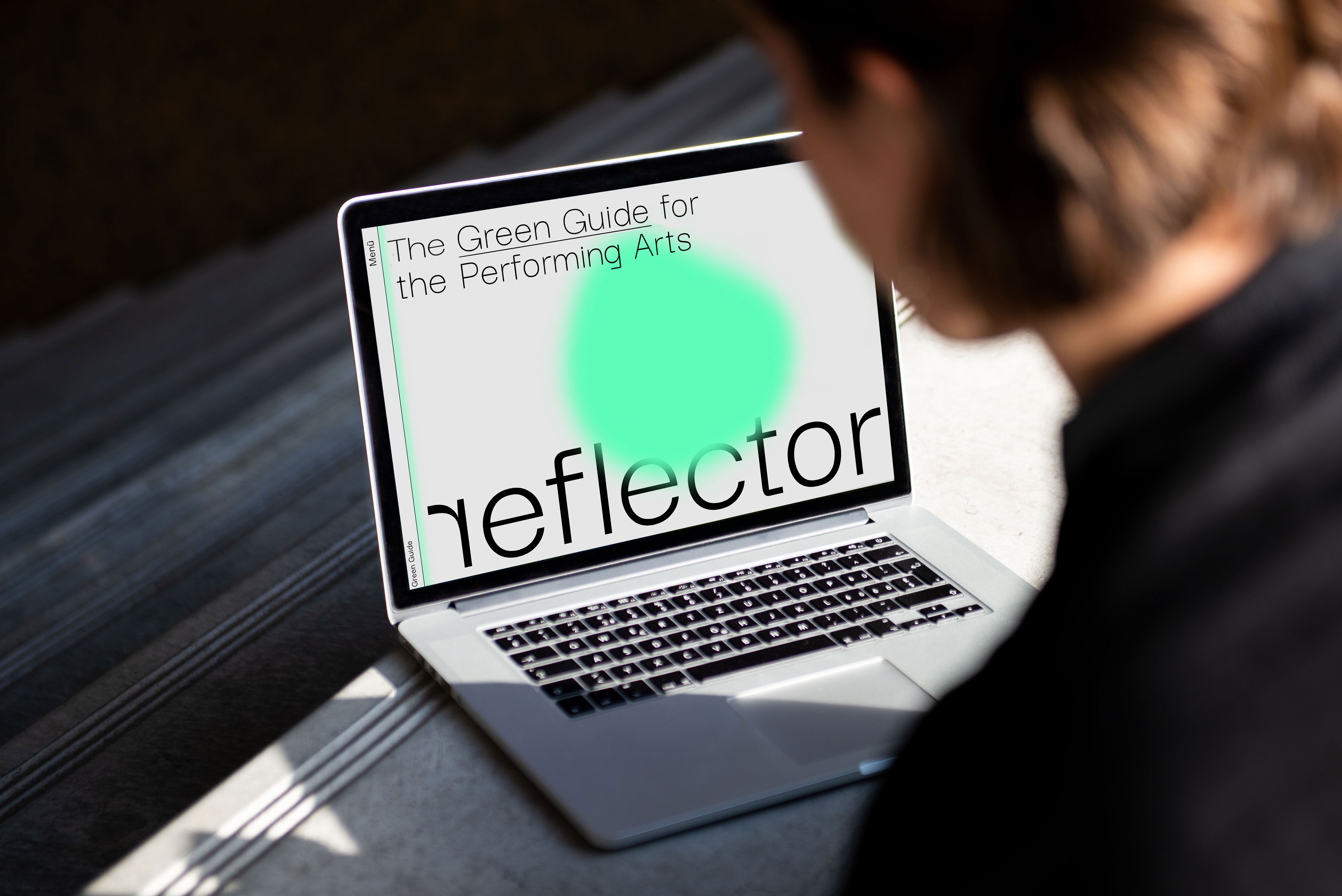 reflector screen